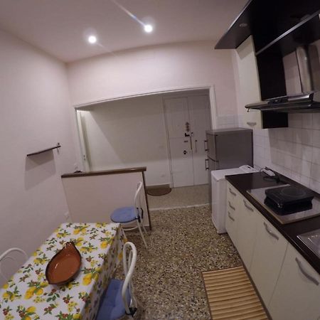 Casa Vacanza Concordia ลาสเปเซีย ภายนอก รูปภาพ