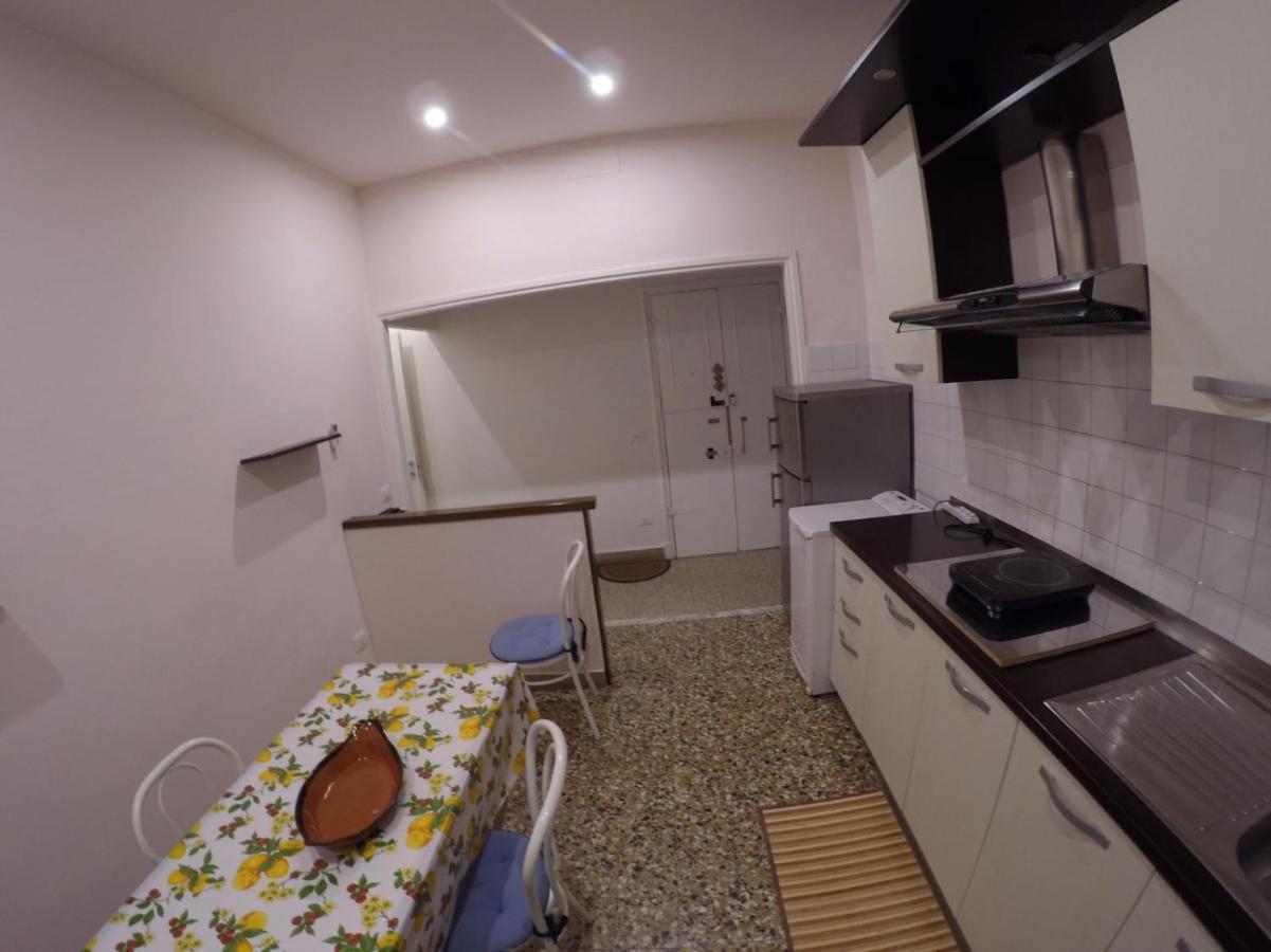 Casa Vacanza Concordia ลาสเปเซีย ภายนอก รูปภาพ